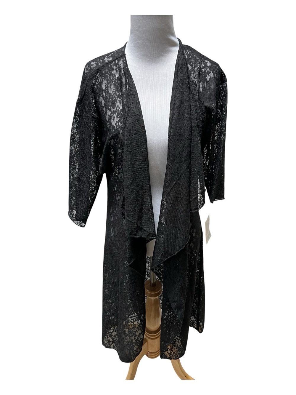 NWT Lularoe Noir Collection Lace Shirley Kimono